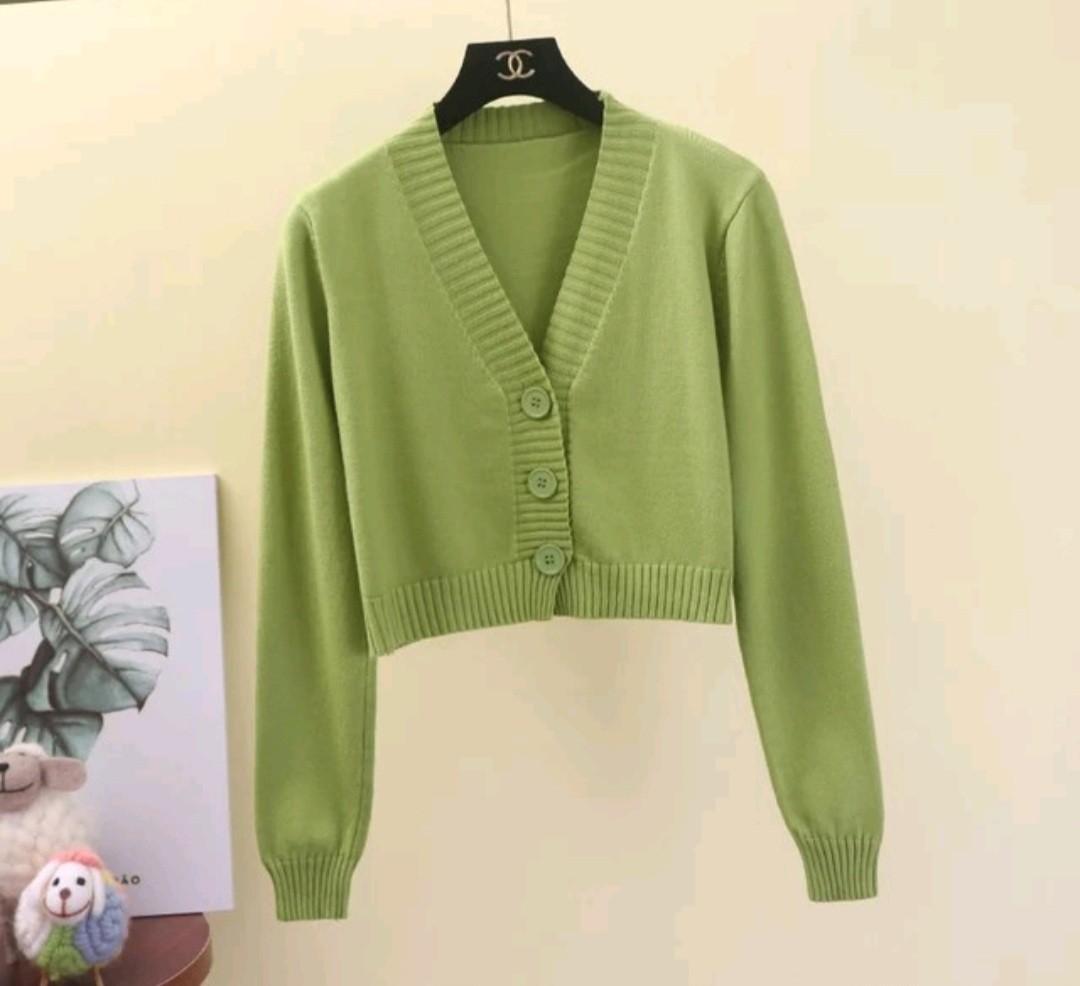 Cute green clearance sweater