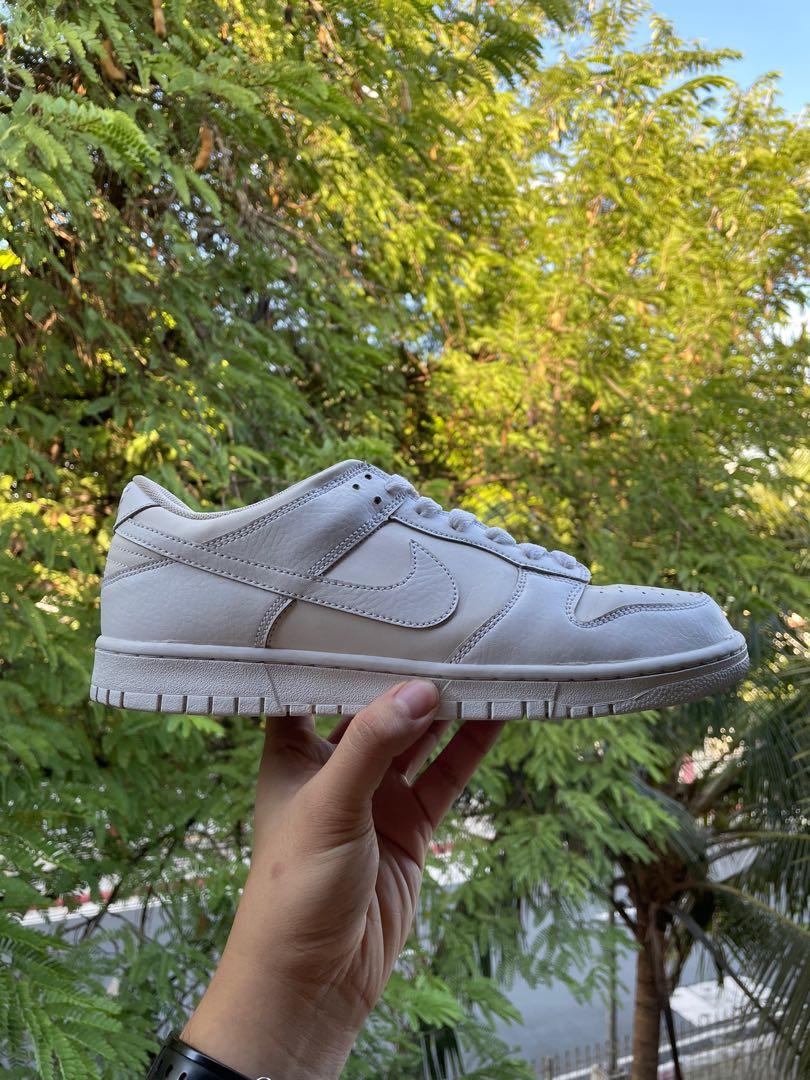 triple white dunk lows