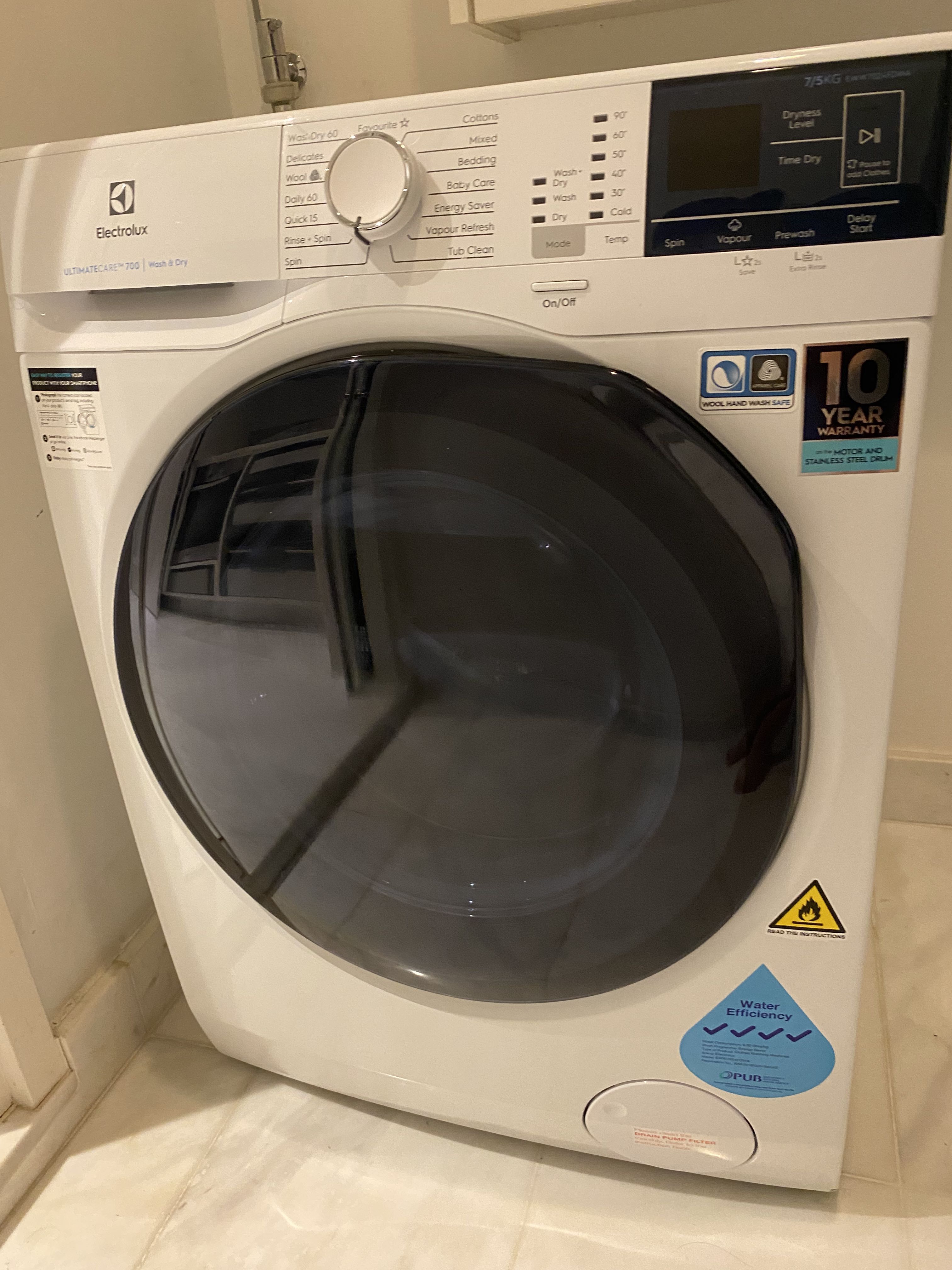 Electrolux washing machine 7kg washer 5kg dryer EWW7024FDWA, TV & Home