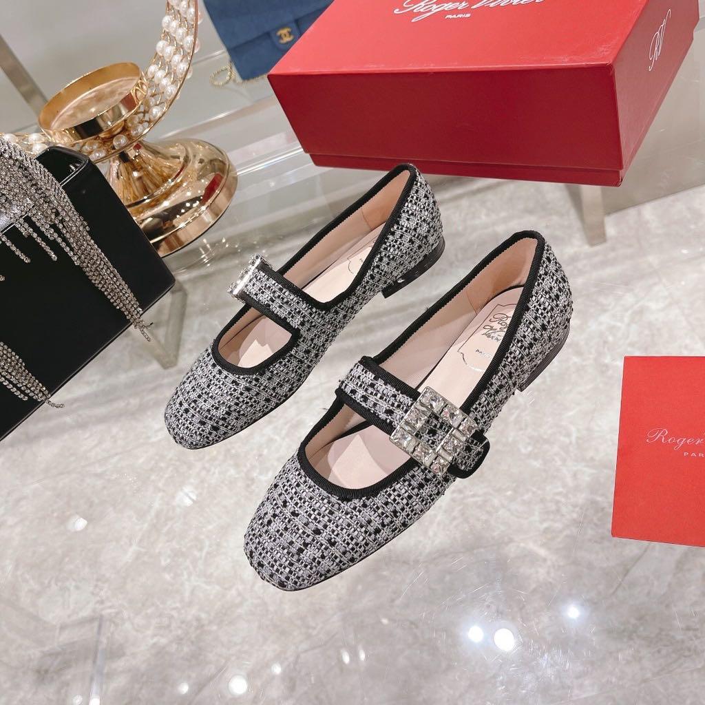 Fall on sale flat shoes
