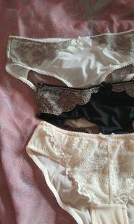 (Category: ) located in . Submitted by overlapping (Listing ID 1140115238, Image 1). Description: .