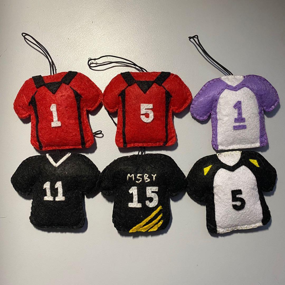 haikyuu jersey keychains, Hobbies & Toys, Memorabilia & Collectibles, J