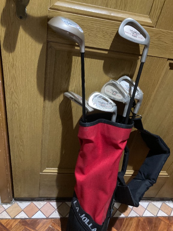 Junior Golf club set, Sports Equipment, Sports & Games, Golf on Carousell