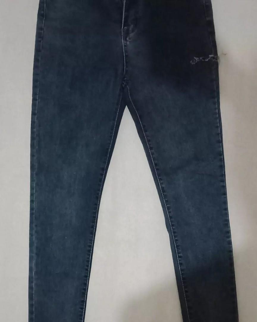 Kristhaya Woman Skinny Ripped Jeans 