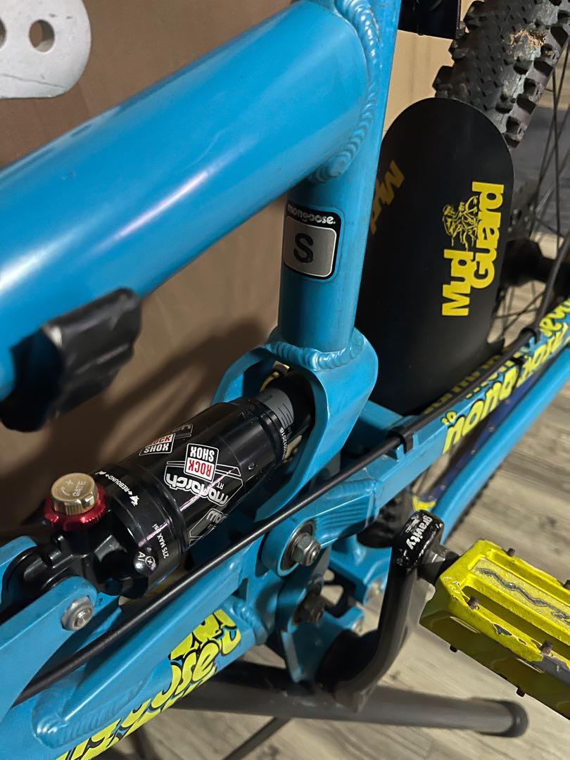 Gravity nugget bike top