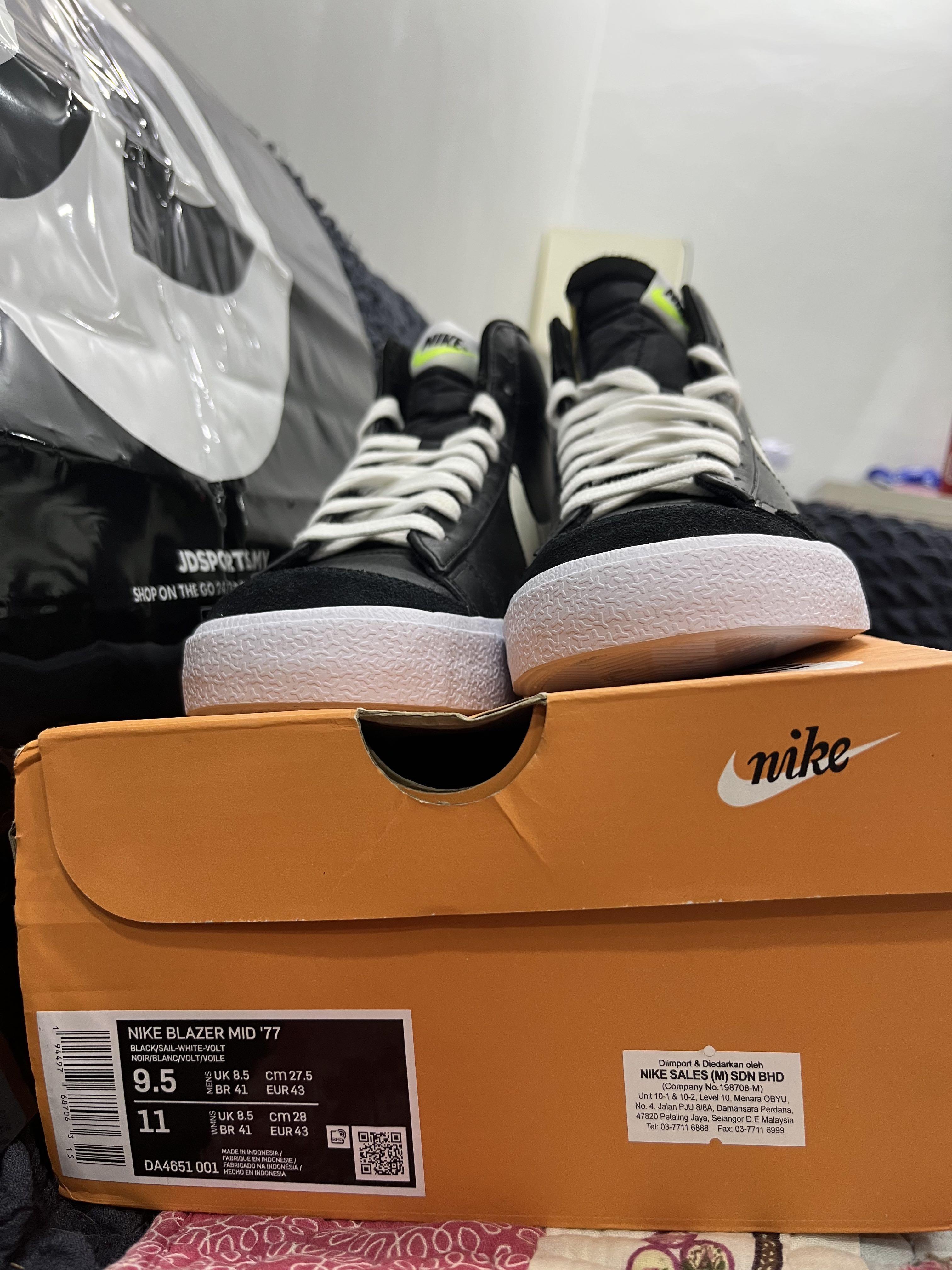 Reverse clearance swoosh blazer