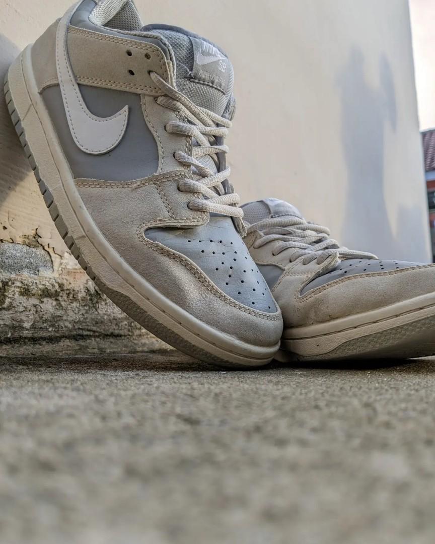NIKE SB DUNK LOW, Fesyen Pria, Sepatu , Sneakers di Carousell