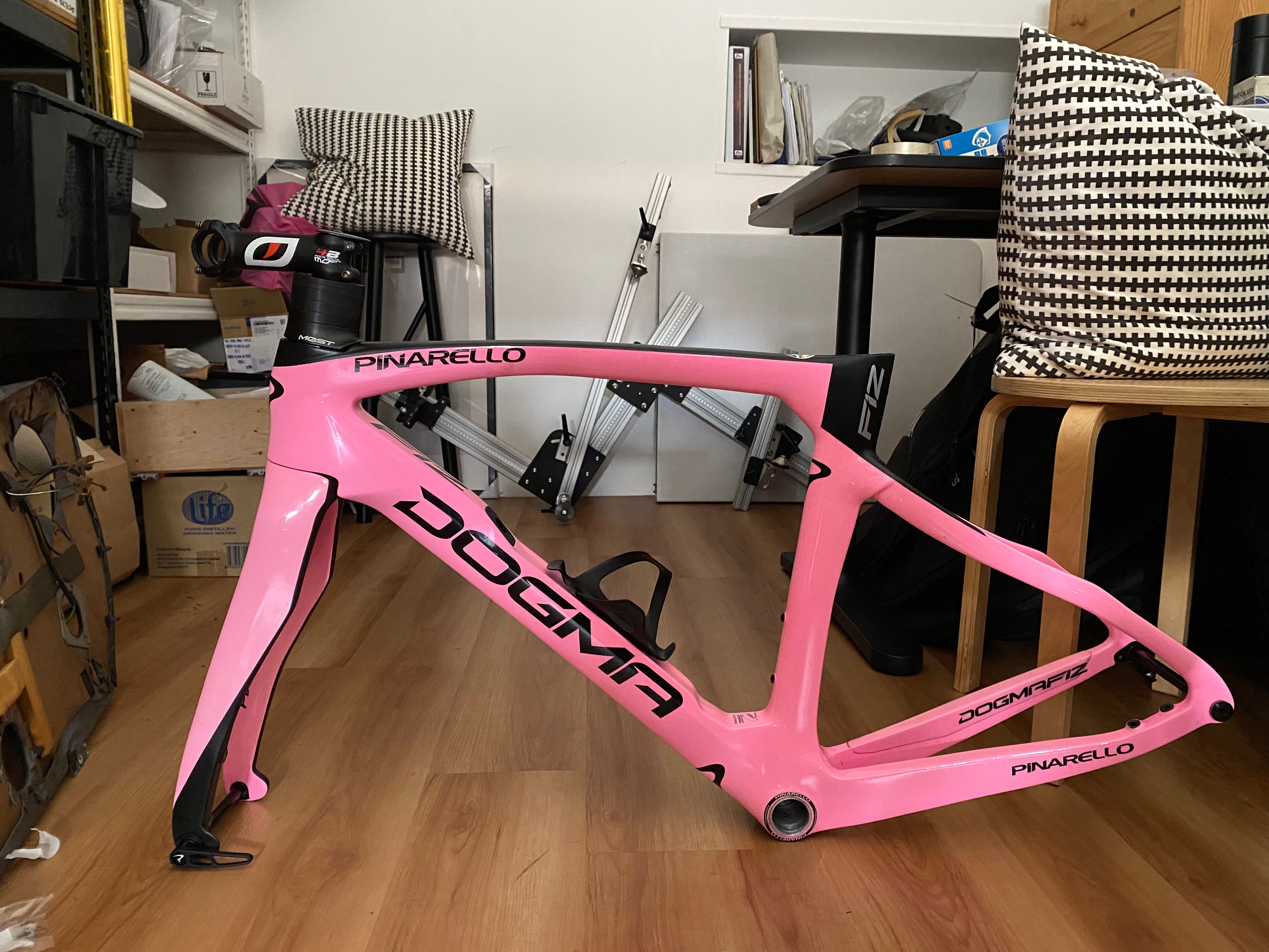 Pinarello Dogma F12 road disc frameset 
