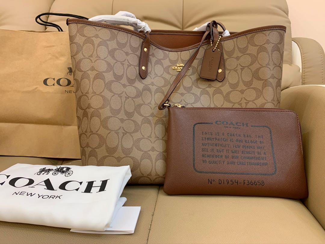 Ready stock original Coach 36658 women shoulder totes bag in khaki, Luxury,  Bags & Wallets on Carousell