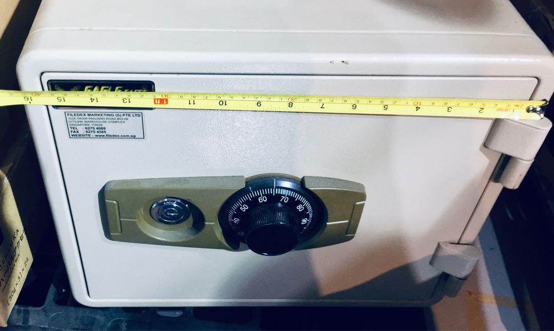 Safe Box (Solid and Heavy)64885060665602113