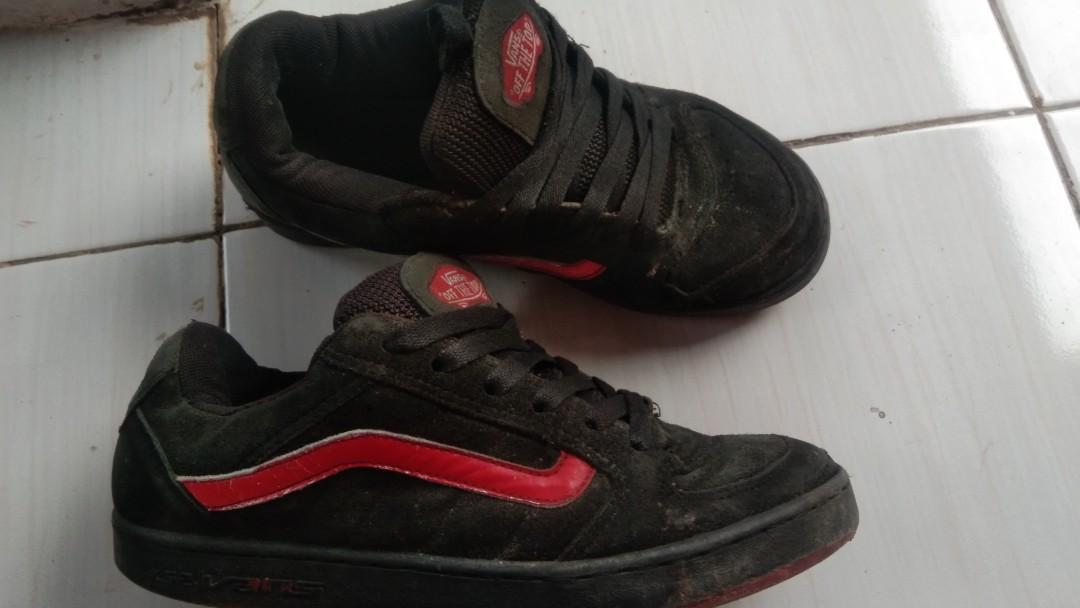 Sepatu vans skate gemuk clearance