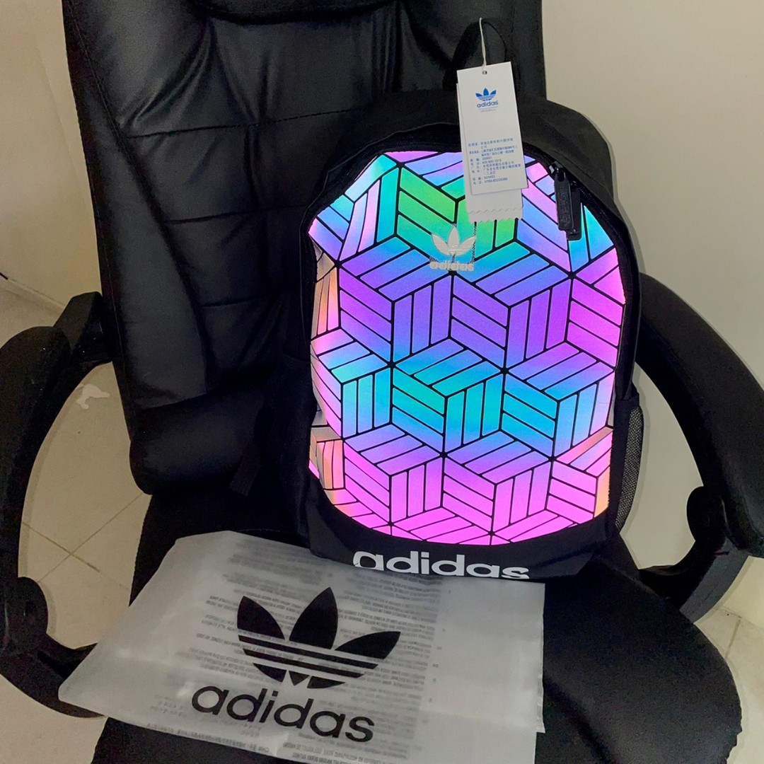 Harga tas adidas 2025 issey miyake