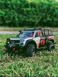 Traxxas Trx4 sports crawler 