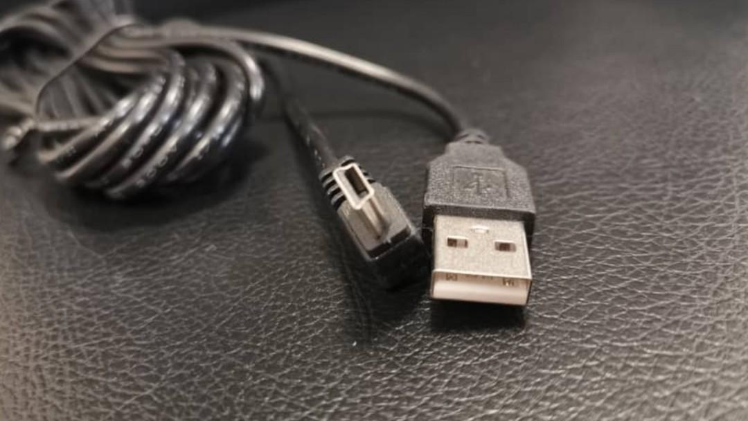 Usb to mini usb 3 meter cable, Computers & Tech, Parts & Accessories ...