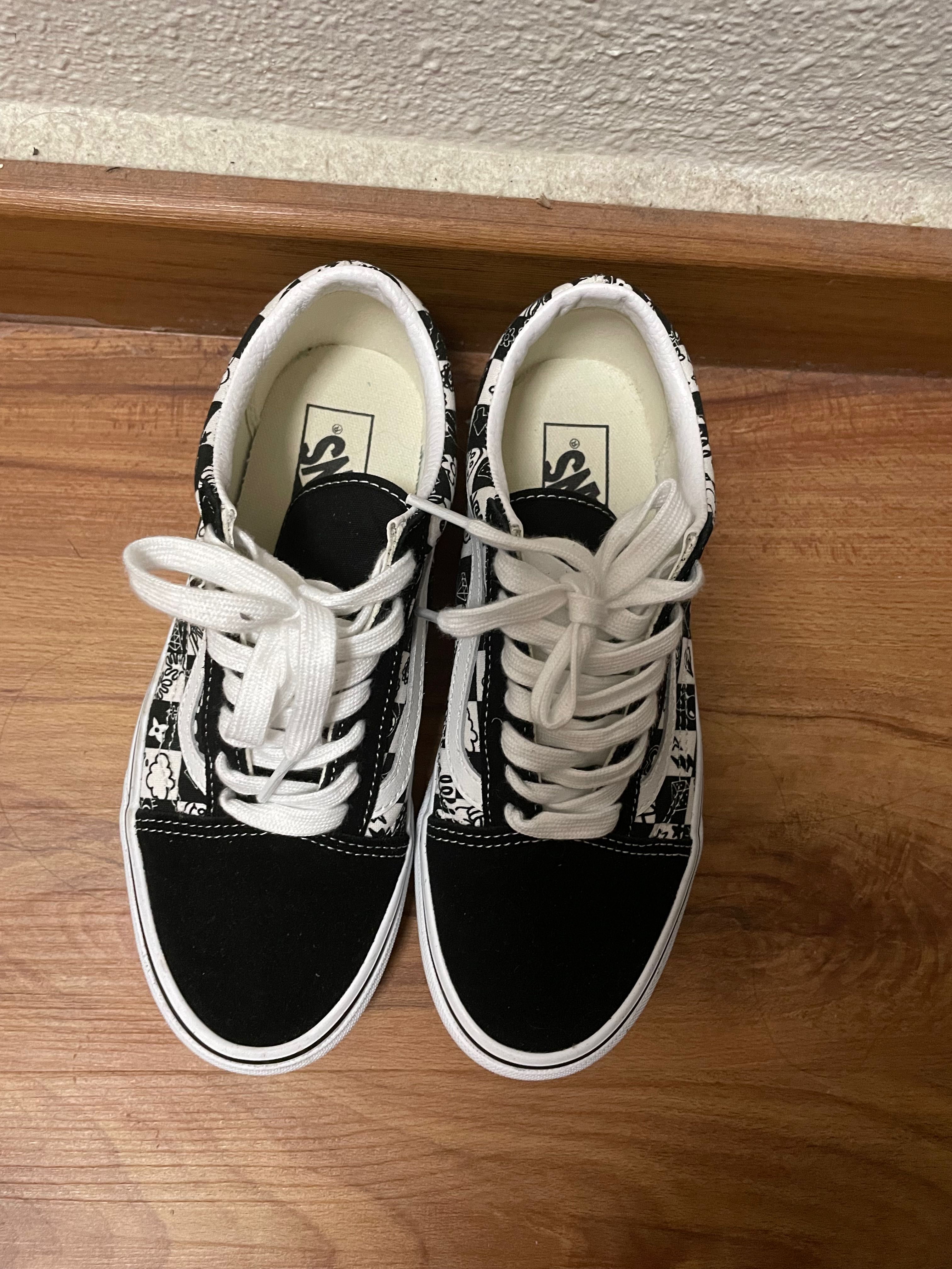 doodle checkerboard vans