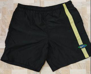 Vintage Nike Short Men S Fashion Bottoms Shorts On Carousell