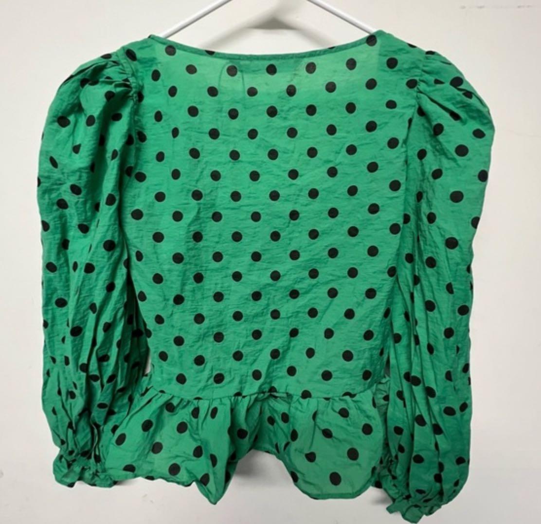 Green polka sales dot top zara