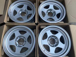17” Rota Overland silver x9 negative 10 offset 6Holes pcd 139 mags bnew