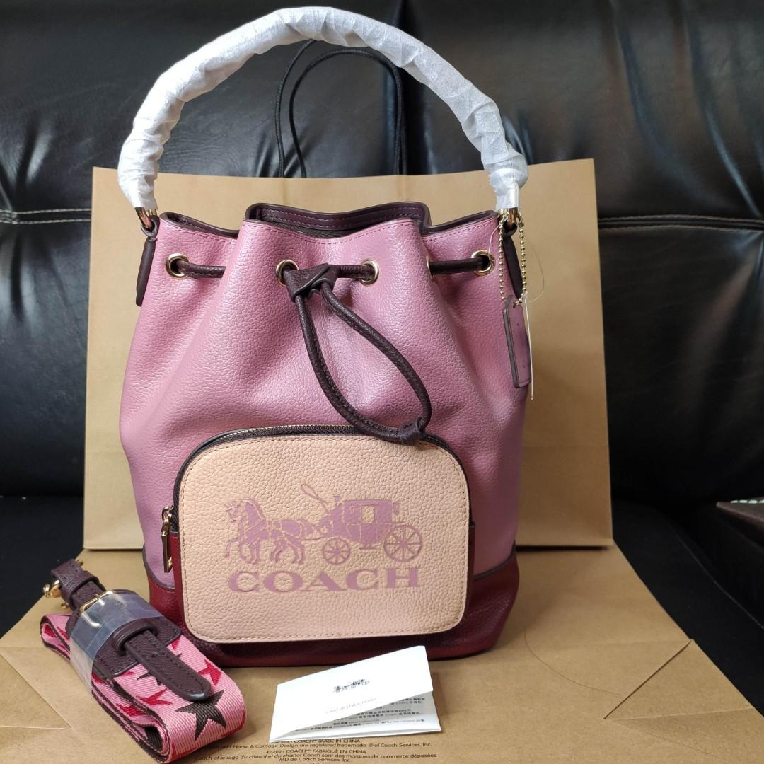 Coach jes drawstring bucket bag with horse and carriage 2025