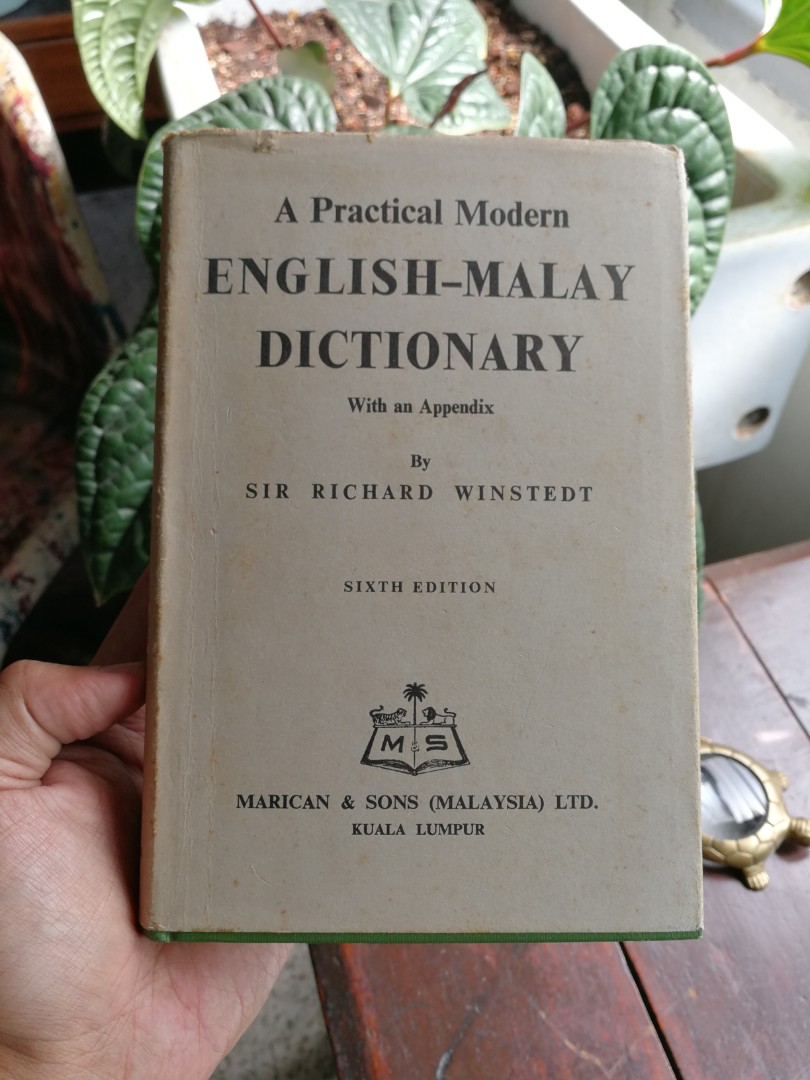 1963 A Practical Modern ENGLISH MALAY DICTIONARY By Sir Richard Winstedt, Hobbies & Toys