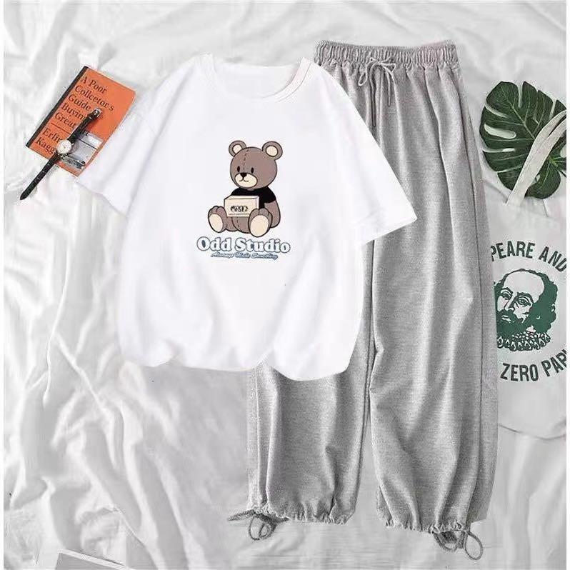 grey sweatpants jogger pants 