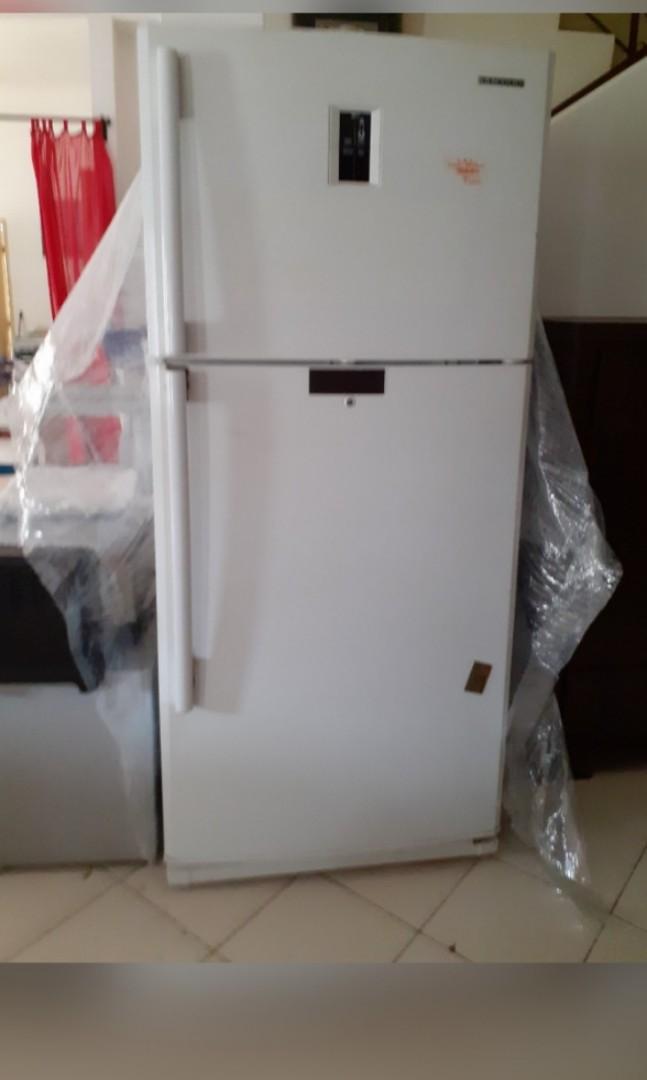 Samsung double door outlet fridge 500 litre