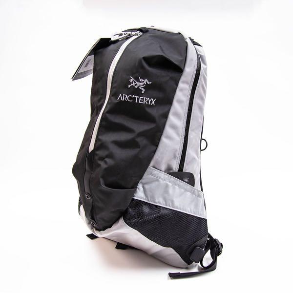 Arcteryx Backpack Arc'teryx Arro 22 背囊始祖鳥Silva 銀白色功能背包