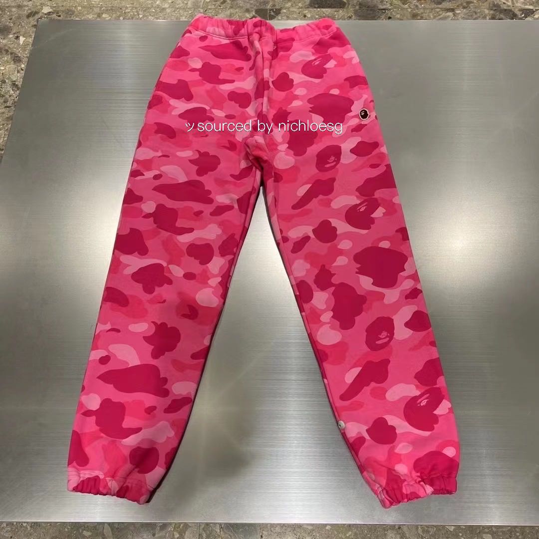 BAPE COLOR CAMO OVERSIZED SWEAT PANTS 
