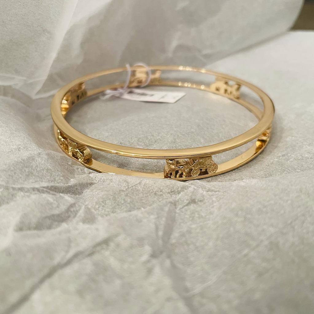 Coach horse carriage bangle Women s Fashion Jewelry