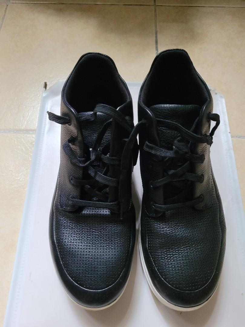 Fitflop, Men's Fashion, Footwear, Sneakers on Carousell