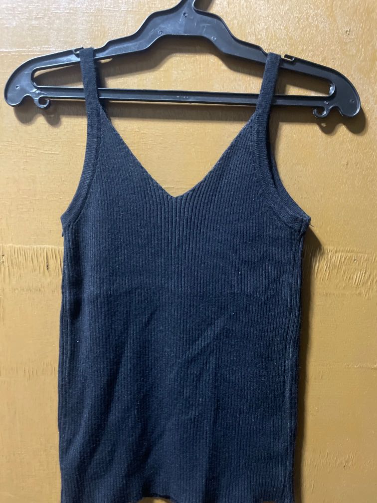 Fitted Sando, Women's Fashion, Tops, Sleeveless on Carousell