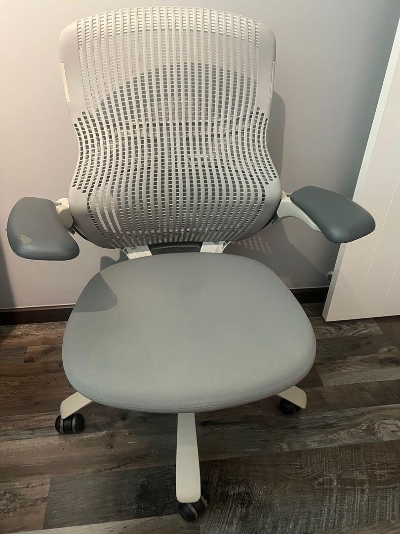 Generation by Knoll Ergonomic Chair, Furniture & Home Living, Furniture