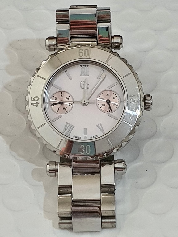 Guess hotsell collection sale