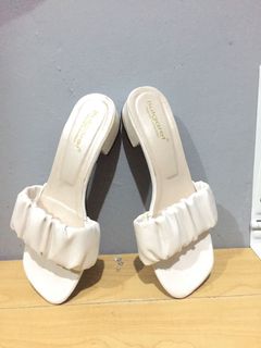 (Kategori: ) berada di . Dikirim oleh prettyneedss (ID iklan 1140401347, Gambar 1). Deskripsi: .