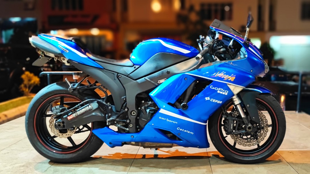 Kawasaki zx6r best sale blue
