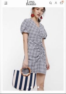 (Category: ) located in . Submitted by deedeeshops (Listing ID 1140376673, Image 1). Description: .