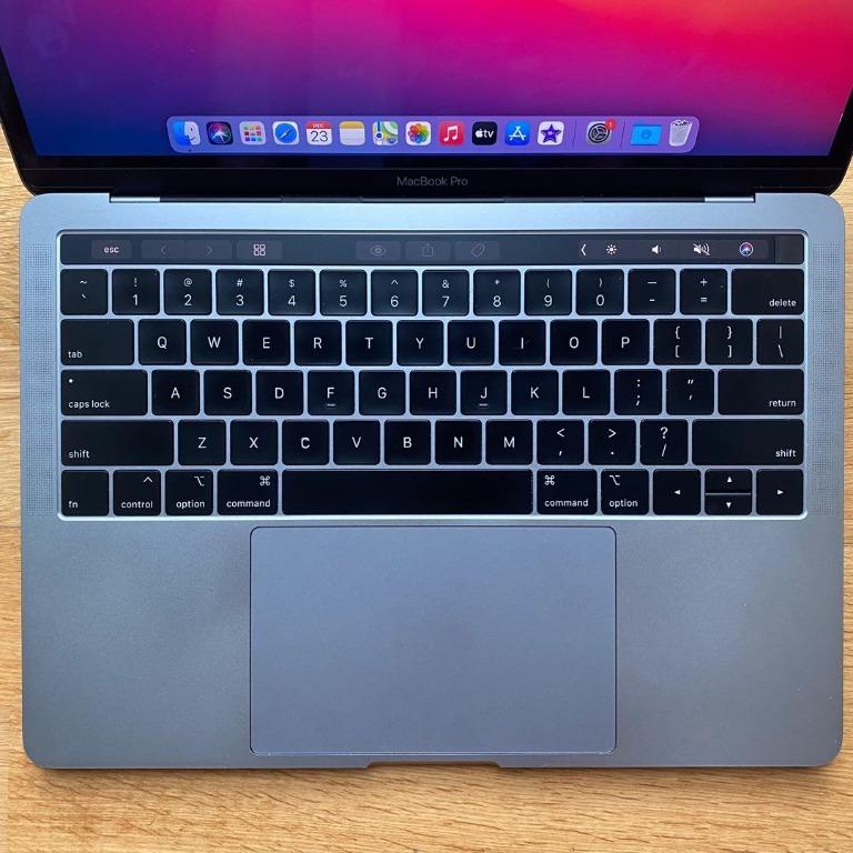 MacBook Pro (13-inch, 2018, A1989) Space Gray / 16GB / 256GB