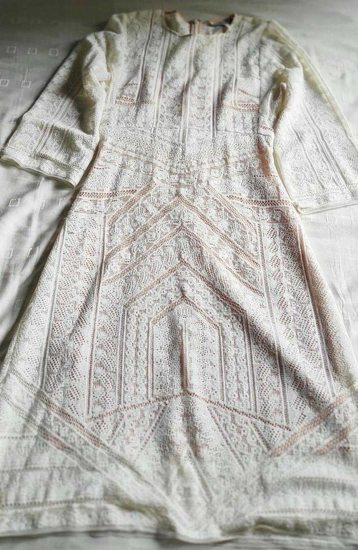 Max Mara Runway White Lace Dress with Details Women s Fashion