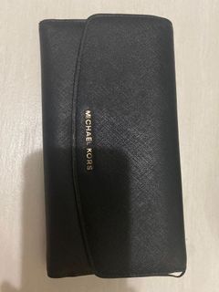 （分類：）位於 。 由 potatosoupp 提交（商品編號 1140379588，圖片 1）。簡介： 。