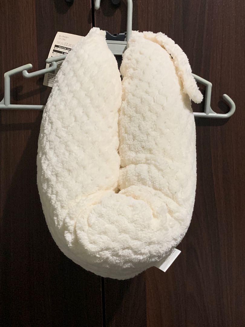 Neck pillow from daiso, Hobbies & Toys, Travel, Travel Essentials