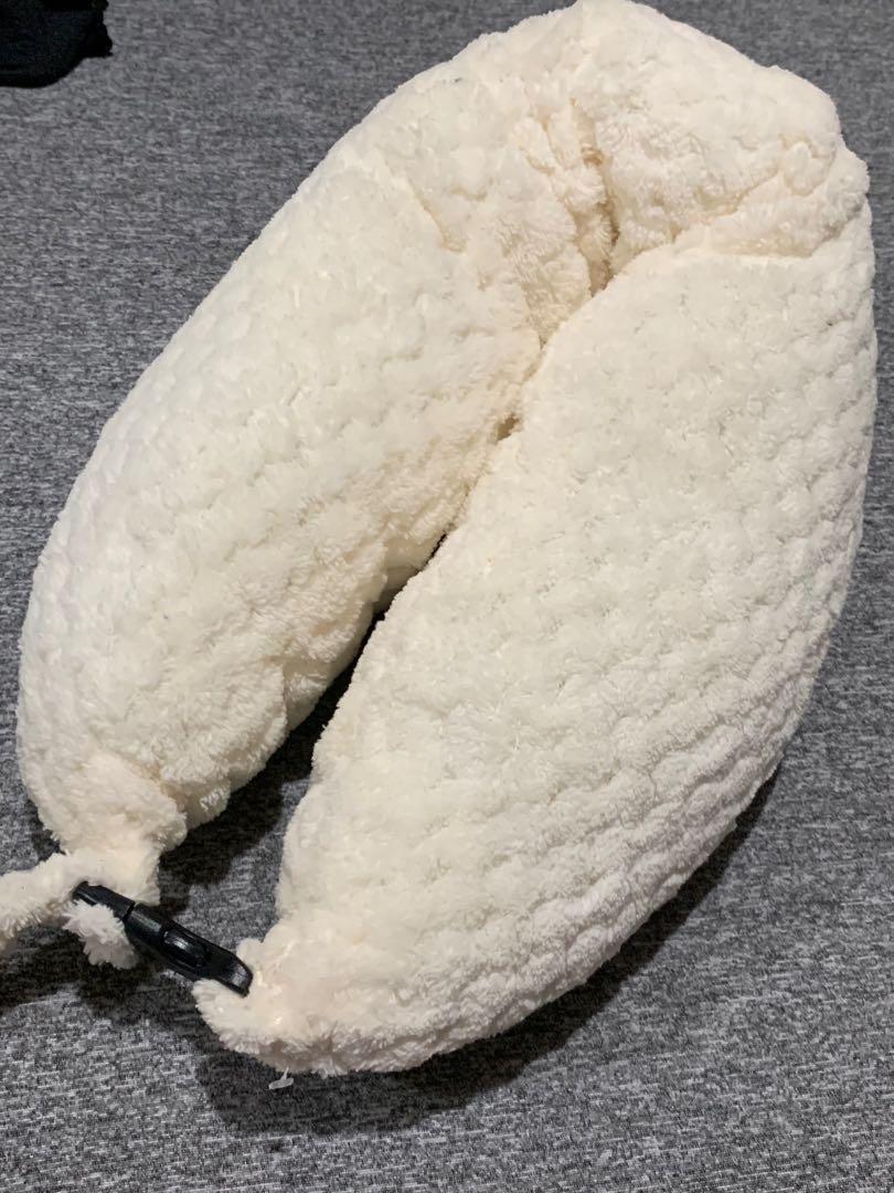 Neck pillow from daiso, Hobbies & Toys, Travel, Travel Essentials