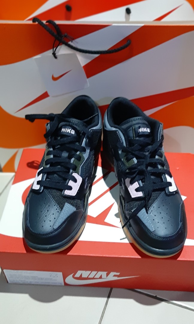 dunk scrap black