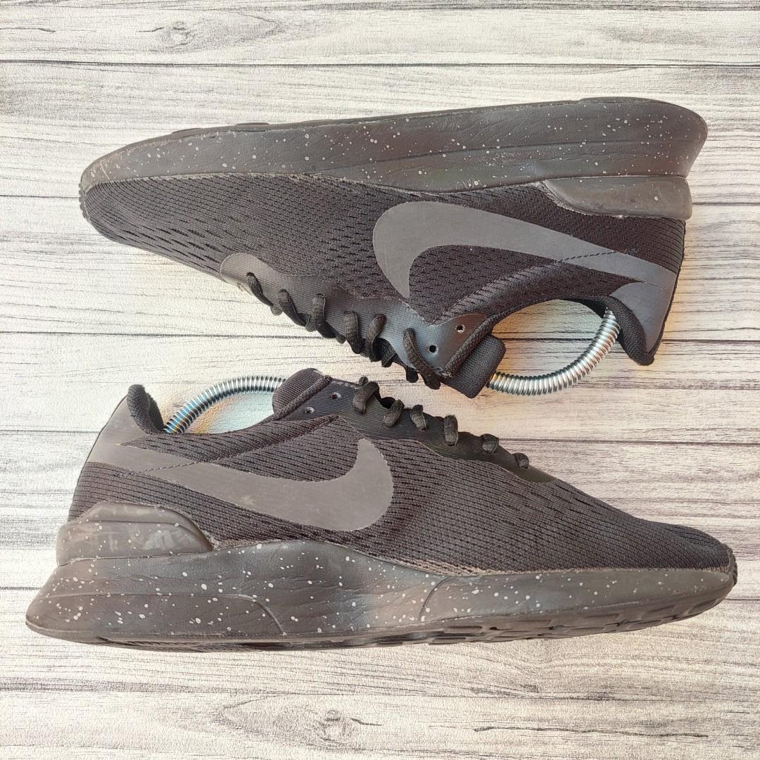 NIKE INTERNATIONALIST LT 17