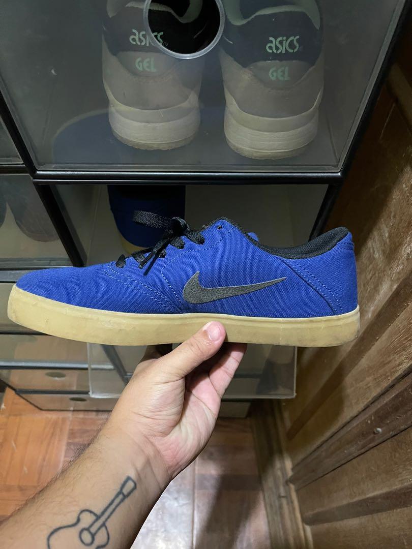 Nike blue best sale gum sole
