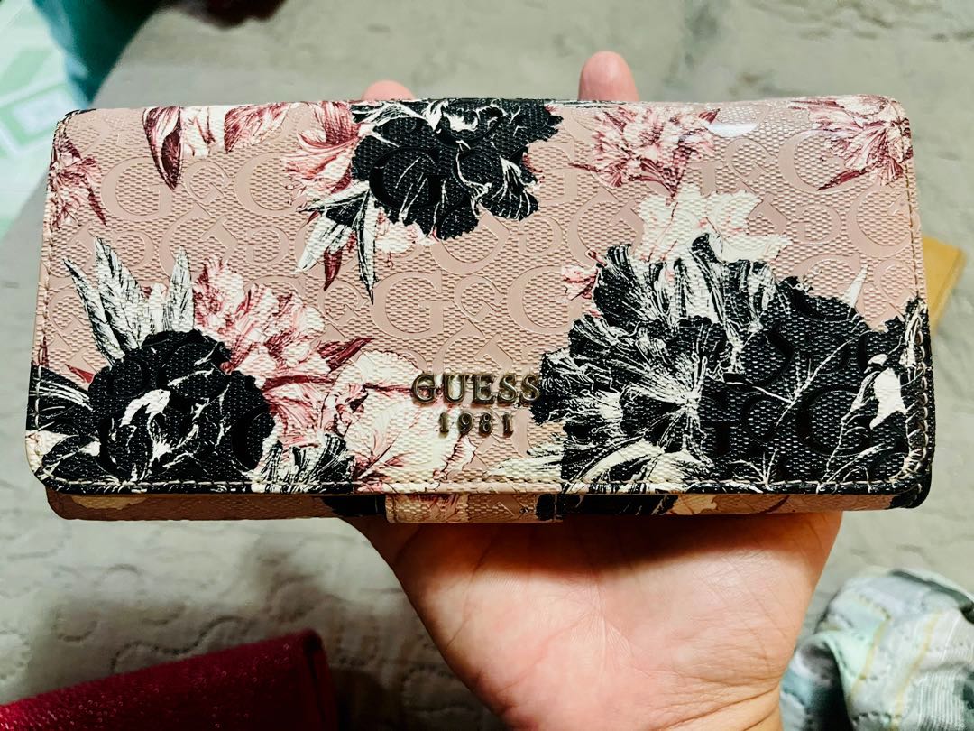 floral guess wallet