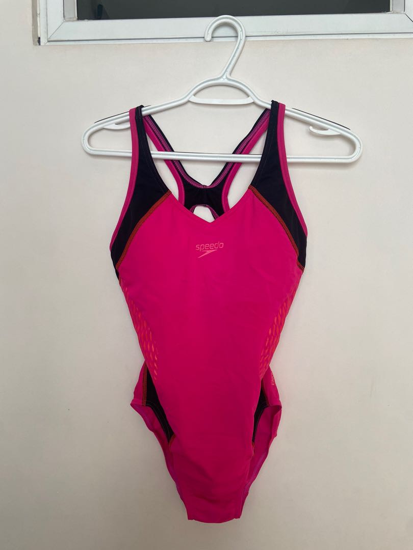SPEEDO Padded swimsuit; Barely used; Size: 36, Women's Fashion ...