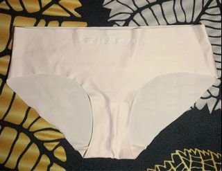 (Category: ) located in . Submitted by trisyiaaa (Listing ID 1140303363, Image 1). Description: .