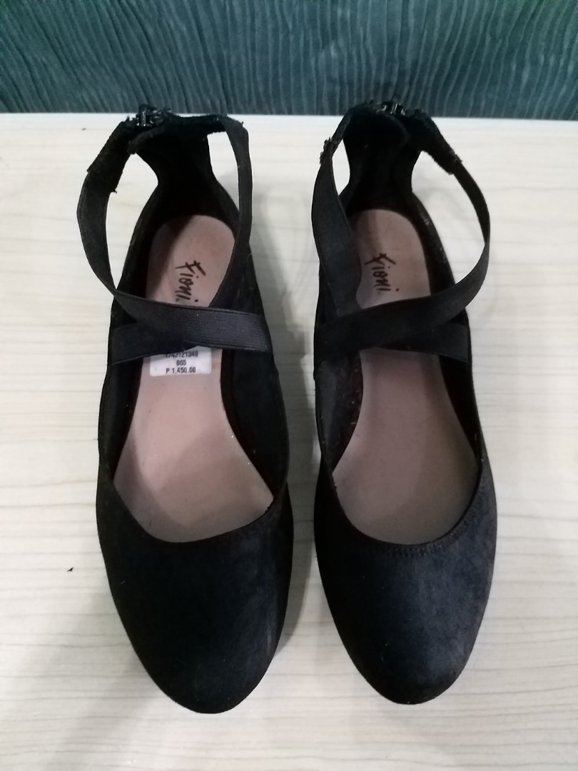 Payless black ballet flats online