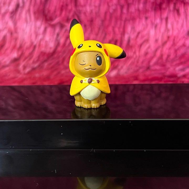 Pokemon Center 2019 Fan Of Pikachu Eevee Campaign Gashapon PIKACHU Figure ONLY 