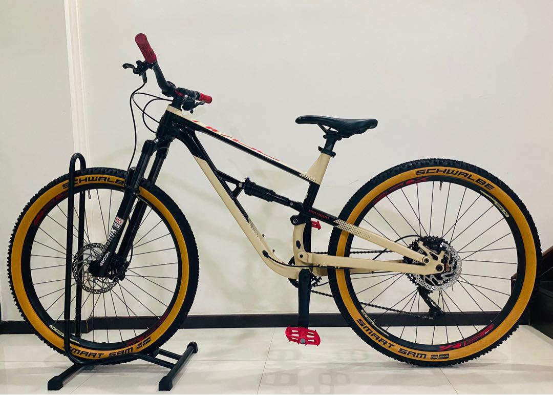 Polygon Siskiu D7